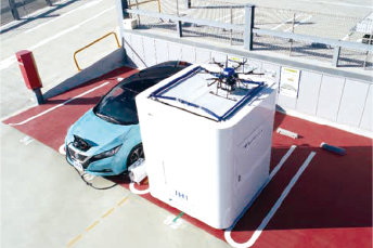 屋上へドローンポートを設置(沼津工場の自走式駐車場)