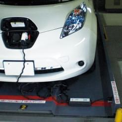 はみだしがないかチェックします。(ご利用者にて)