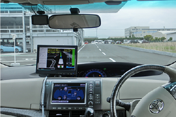 自動運転・自走駐車に関する共同研究
