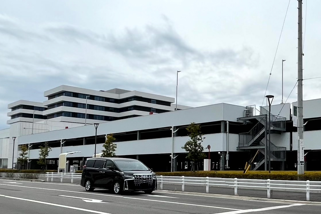 藤田医科大学岡崎医療センター駐車場