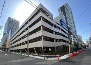 セレパーク瓦町立体駐車場