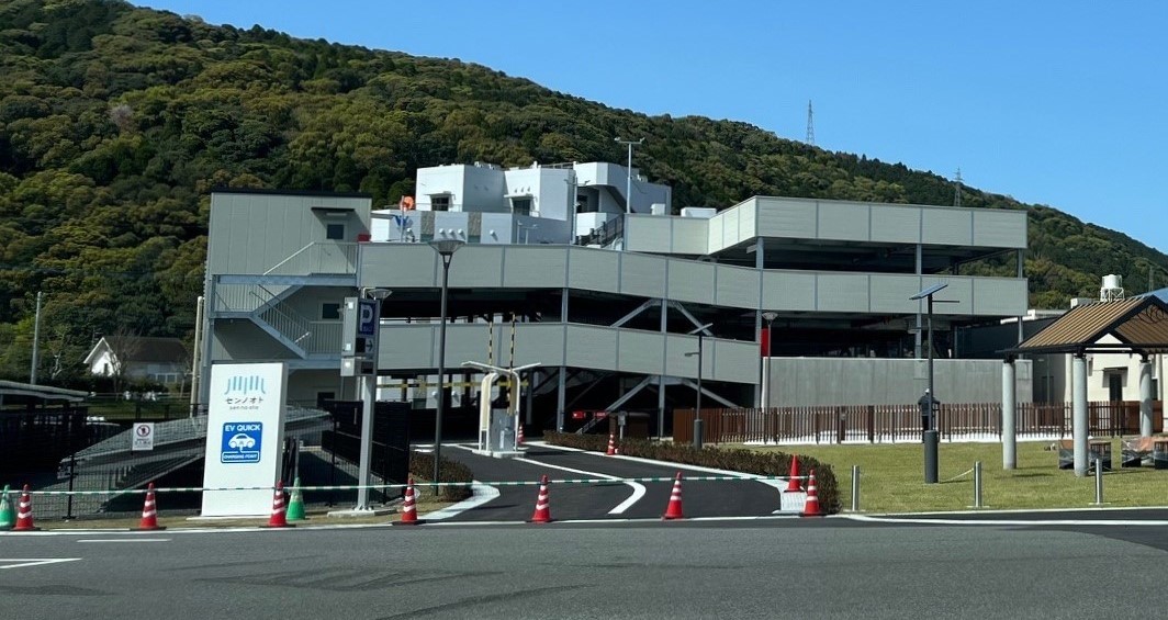 センノオト（九州電力薩摩川内複合施設）駐車場